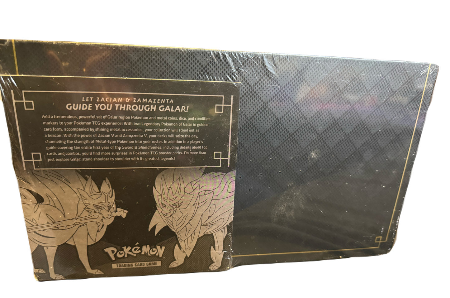 Sword & Shield Ultra-Premium Collection - Zacian & Zamazenta